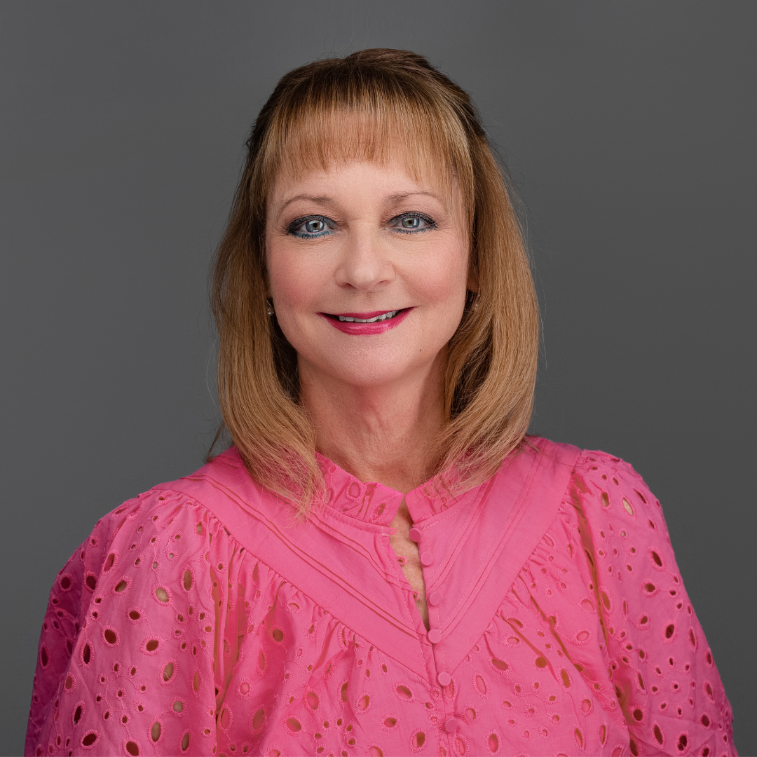Susan Garrison Headshot